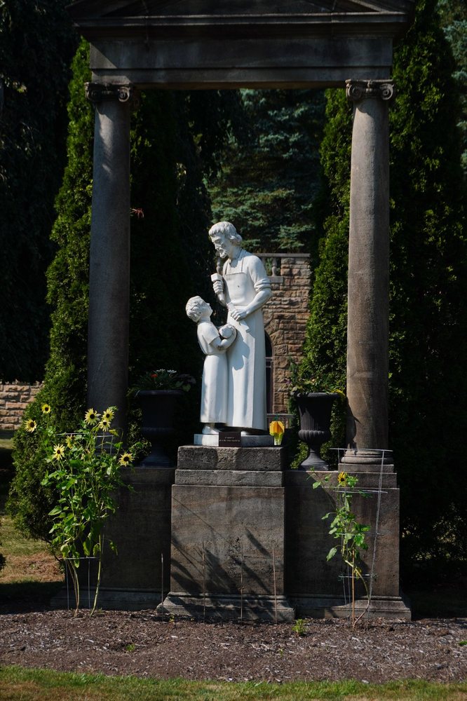 Social spots from Mount Assisi Gardens