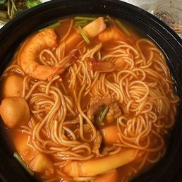 Bun thai hai sai Bun thai hai sai