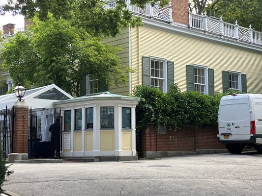 Gracie Mansion Conservancy by null