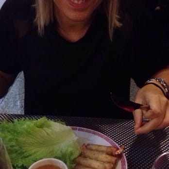 Le Saïgon - Nems aux crevettes - Chinese Near Me - Thionville, 57