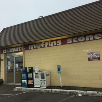 Donut & Muffin Factory - Located in the heart of Auburn - Donuts Near Me - Auburn, Washington