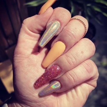 Paris Nails - Nail Salons Near Me - Fresno, California