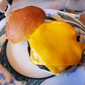 Peter Luger - Luger Burger - Steakhouses Near Me - Brooklyn, New York