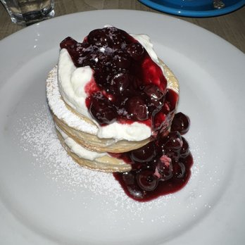 Chez Nous - Puff pastry dessert - French Near Me - Charleston, South Carolina Chez Nous - Puff pastry dessert - French Near Me - Charleston, South Carolina