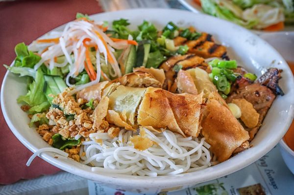 Khởi Hưng Restaurant by null