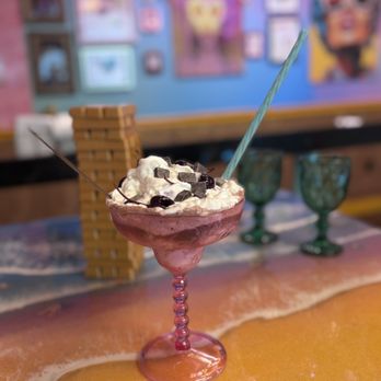 Ruby Lou’s - Eatertainment Near Me - Walnut Creek, California Ruby Lou’s - Eatertainment Near Me - Walnut Creek, California