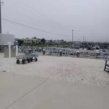 BluFin Bungalows & Marina - Out front - Vacation Rentals Near Me - Chincoteague, Virginia BluFin Bungalows & Marina - Out front - Vacation Rentals Near Me - Chincoteague, Virginia