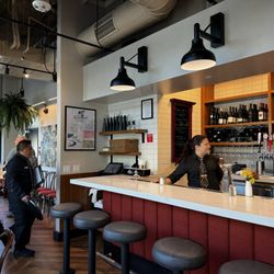 Giorgio's Italian Grill & Pizzeria - The bar with stool seating