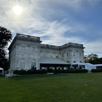 Marble House - Landmarks & Historical Buildings Near Me - Newport, Rhode Island