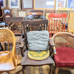 Bear Bottom Wholesale - Variety of Chairs