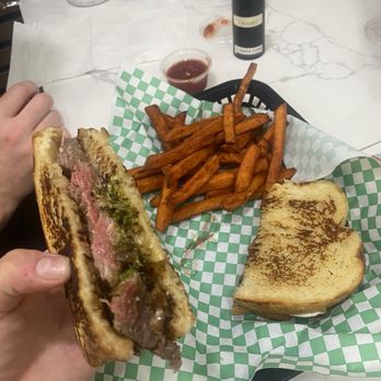 Green Fork - Steak sandwich - Salad Near Me - San Diego, California