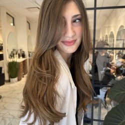 Aurora Salon - Great hair