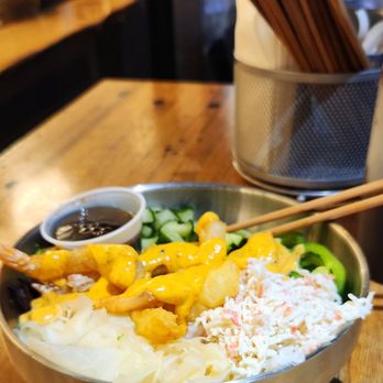 Lemongrass - Shrimp poke with cali mix, half sushi rice half greens. Perfect shrimp tempura!!!! - Japanese Near Me - Aurora, Colorado