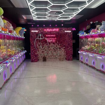 Claw World - inside - Arcades Near Me - Las Vegas, Nevada
