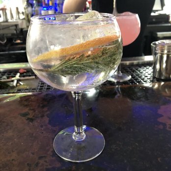 Wicklow Heights - Summer Fling G&T - Cocktail Bars Near Me - Houston, Texas Wicklow Heights - Summer Fling G&T - Cocktail Bars Near Me - Houston, Texas
