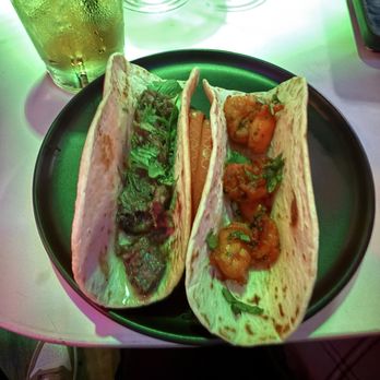 Taste on Pine  - Oxtail and shrimp tacos - Lounges Near Me - Atlanta, Georgia