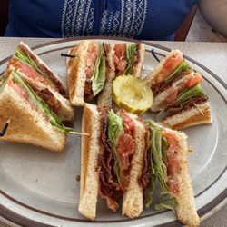 Texas Cafe - BLT CLUB SANDWICH