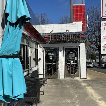 Silver Diner - Entrance - Diners Near Me - McLean, Virginia Silver Diner - Entrance - Diners Near Me - McLean, Virginia