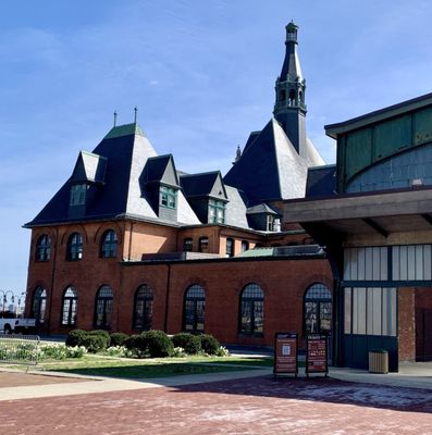 Central Railroad of New Jersey Terminal by null