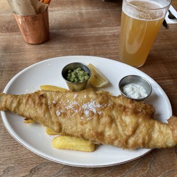 The Hercules - Fish and Chips - British Near Me - London, XGL The Hercules - Fish and Chips - British Near Me - London, XGL