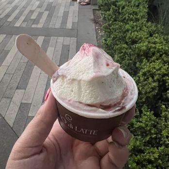 Bacio di Latte - Sweet cream & wild cherry - Ice Cream & Frozen Yogurt Near Me - Etiwanda, California Bacio di Latte - Sweet cream & wild cherry - Ice Cream & Frozen Yogurt Near Me - Etiwanda, California