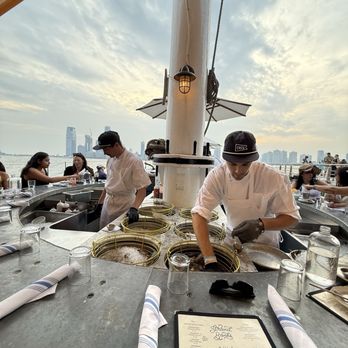 Grand Banks - Oyster Bar - Bars Near Me - New York, New York