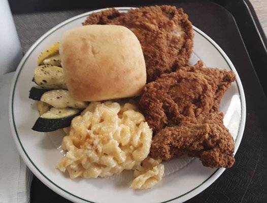 KEENELAND TRACK KITCHEN - 34 Photos & 26 Reviews - 4201 Versailles Rd