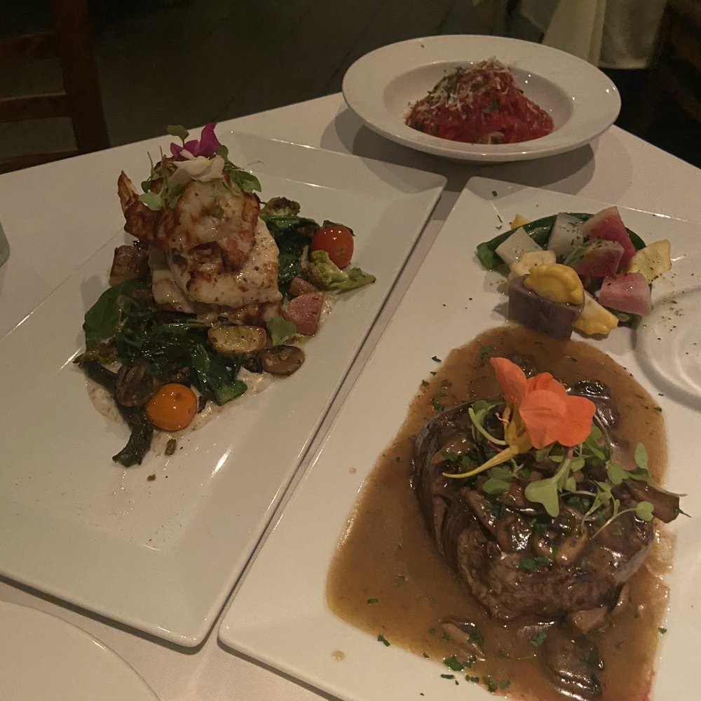 Alcaravea - Filet mignon and the sea bass special - Italian Near Me - Cabo San Lucas, BCS Alcaravea - Filet mignon and the sea bass special - Italian Near Me - Cabo San Lucas, BCS