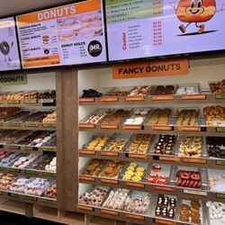 Mr Maple Donuts