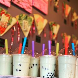 Pink Bow Steak & Crepes - Bubble tea catering