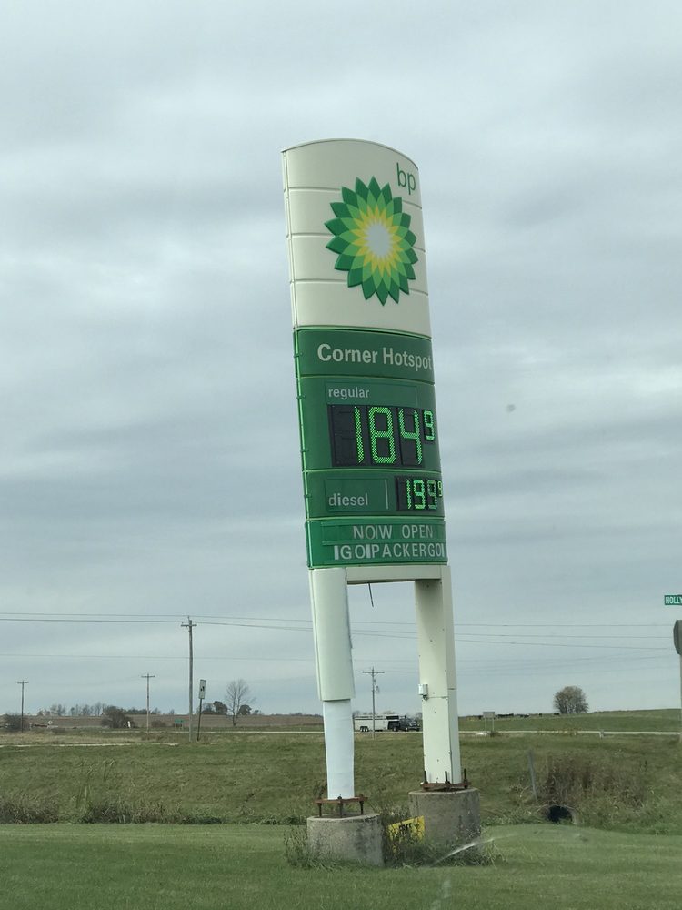 Country Crossroads Convenience & Gas Logo