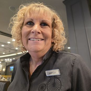 Earl Grey Cafe - The amazing Jerrilynn!  Awesome service! - Breakfast & Brunch Near Me - Las Vegas, Nevada