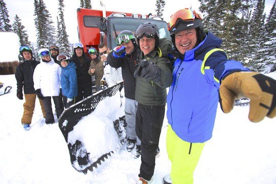 Steamboat Powdercats by null