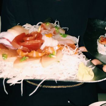 Coast Sushi Bar - Large sashimi platter and spicy tuna roll - Sushi Bars Near Me - Chicago, Illinois