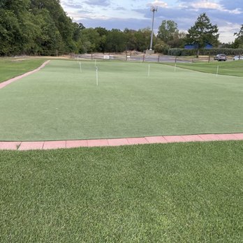 Golf Center of Arlington - Synthetic putting green - Golf Near Me - Arlington, Texas