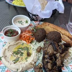 Meditrina Market Cafe - Vegan platter