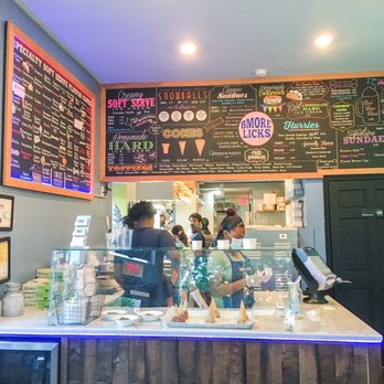 Bmore Licks - Inside - Ice Cream & Frozen Yogurt Near Me - Baltimore, Maryland