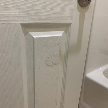 Quality Inn Holbrook - Dirt all over walls and doors 211 - Hotels Near Me - Holbrook, Arizona Quality Inn Holbrook - Dirt all over walls and doors 211 - Hotels Near Me - Holbrook, Arizona
