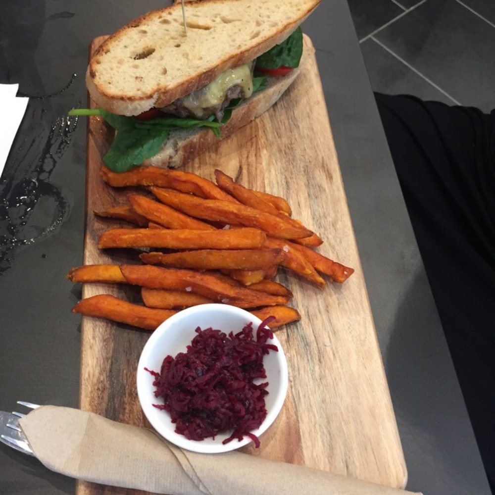 Pando Cafe - Beef burger on sour dough with sweet potato chips - Coffee & Tea Near Me - Brisbane, QLD