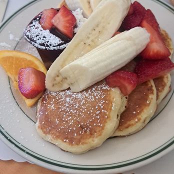Mama's On Washington Square - Dollar pancakes with fruit topping!!!! - Breakfast & Brunch Near Me - San Francisco, California