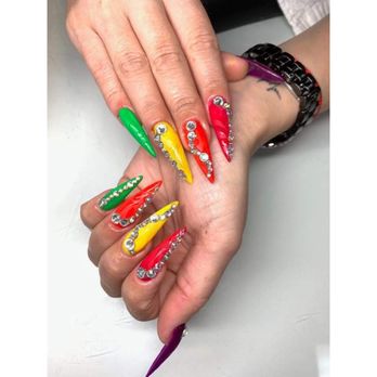 Lee's Nails Oriental Arts - Nail Salons Near Me - Miami, Florida