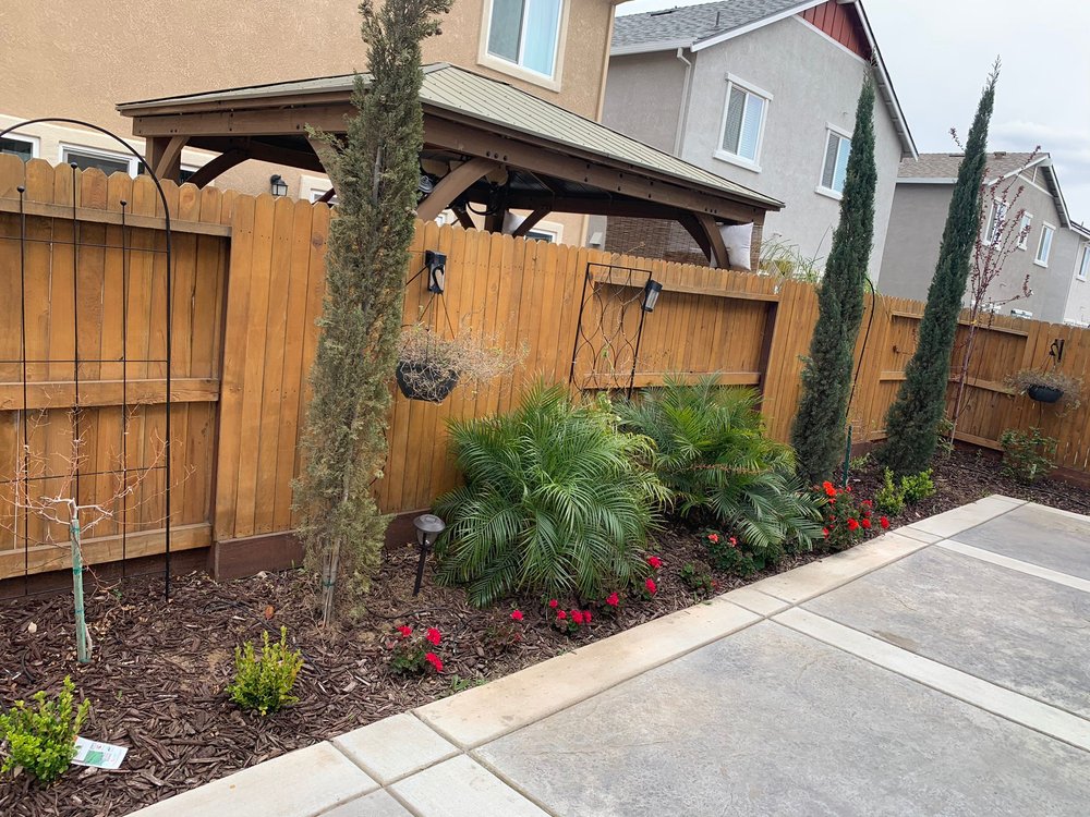 Slide of R and G Construction and  Engineering