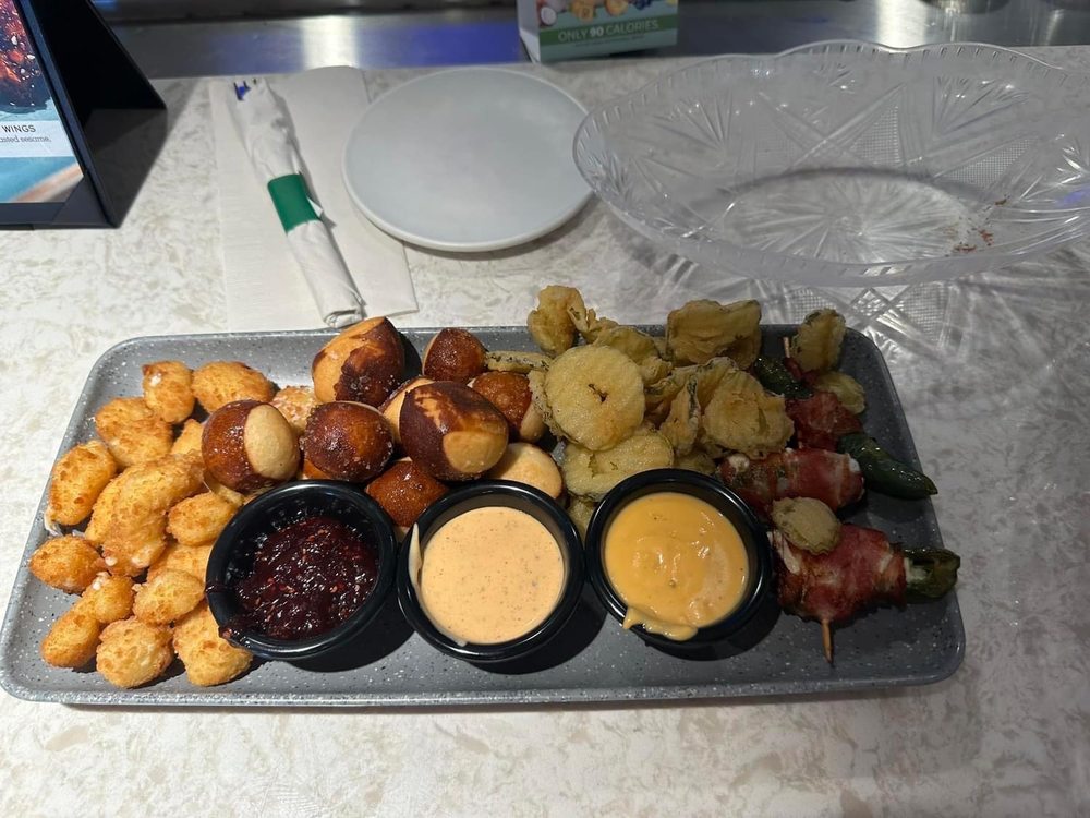 Food from Rock Island Ale House 