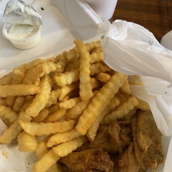 Tasty Wings & Seafood - Lemon honey wings and fries - Chicken Wings Near Me - Columbia, South Carolina Tasty Wings & Seafood - Lemon honey wings and fries - Chicken Wings Near Me - Columbia, South Carolina