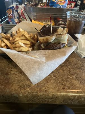 Banyans on the Green by null