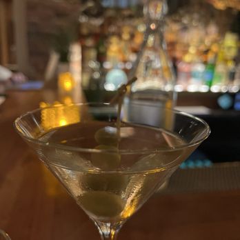 Vallier - Dry Martini Super Lounge - Canadian (New) Near Me - Montreal, Quebec Vallier - Dry Martini Super Lounge - Canadian (New) Near Me - Montreal, Quebec
