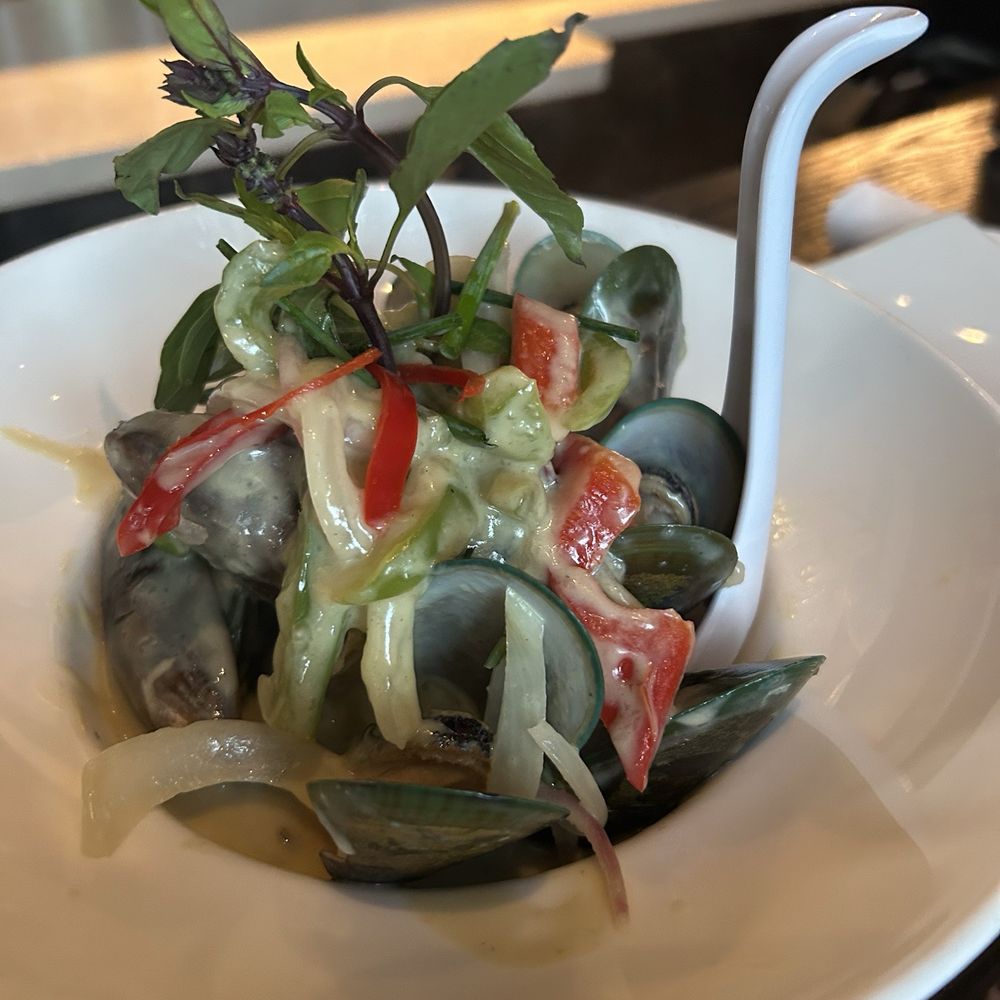Starfish - Mussel appetizer- (best w/side of rice) - Asian Fusion Near Me - Newport Beach, California Starfish - Mussel appetizer- (best w/side of rice) - Asian Fusion Near Me - Newport Beach, California