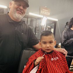 Lu's Shave 'N Cuts Barber Shop
