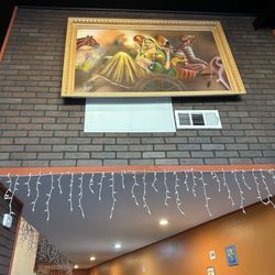 House Of Curries - Decor