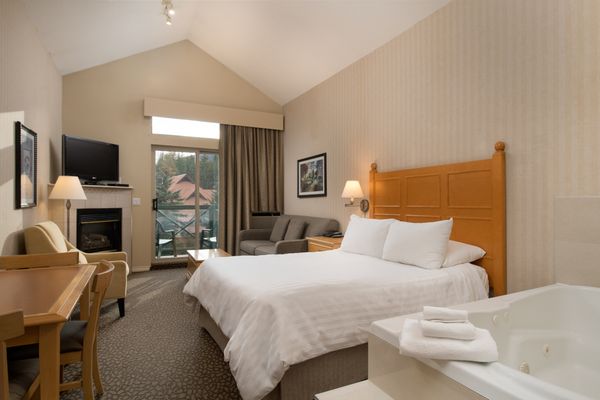 Pinnacle Hotel Whistler by null
